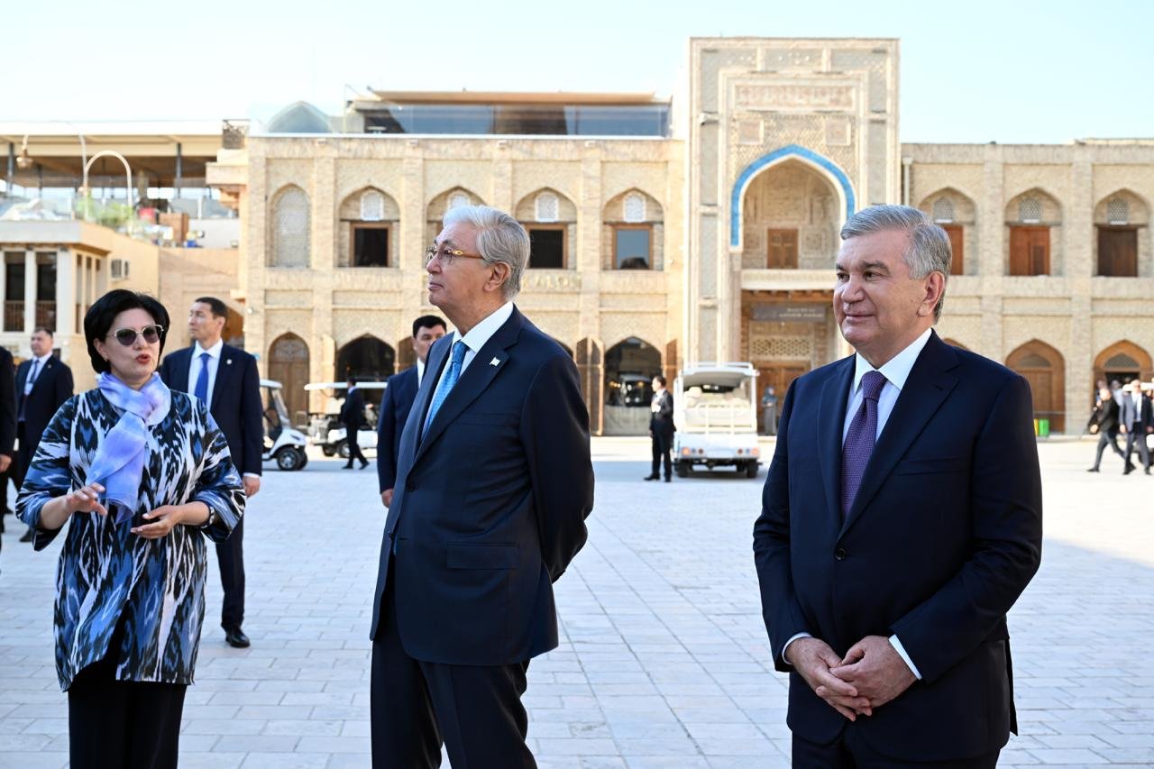 Presidents of Kazakhstan & Uzbekistan Explore Bukhara’s Historic Heritage, Highlighting Shared Cultural Legacy