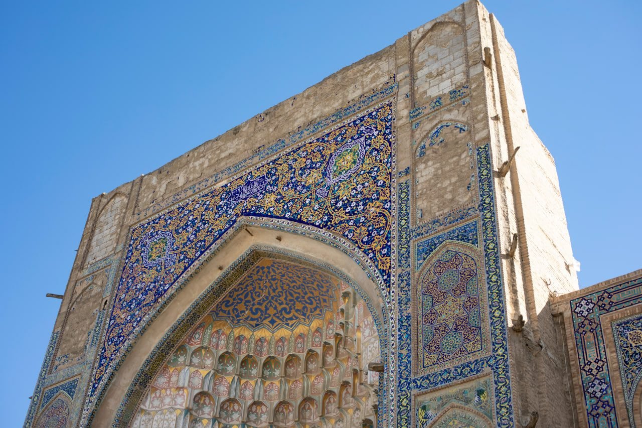 Presidents of Kazakhstan & Uzbekistan Explore Bukhara’s Historic Heritage, Highlighting Shared Cultural Legacy