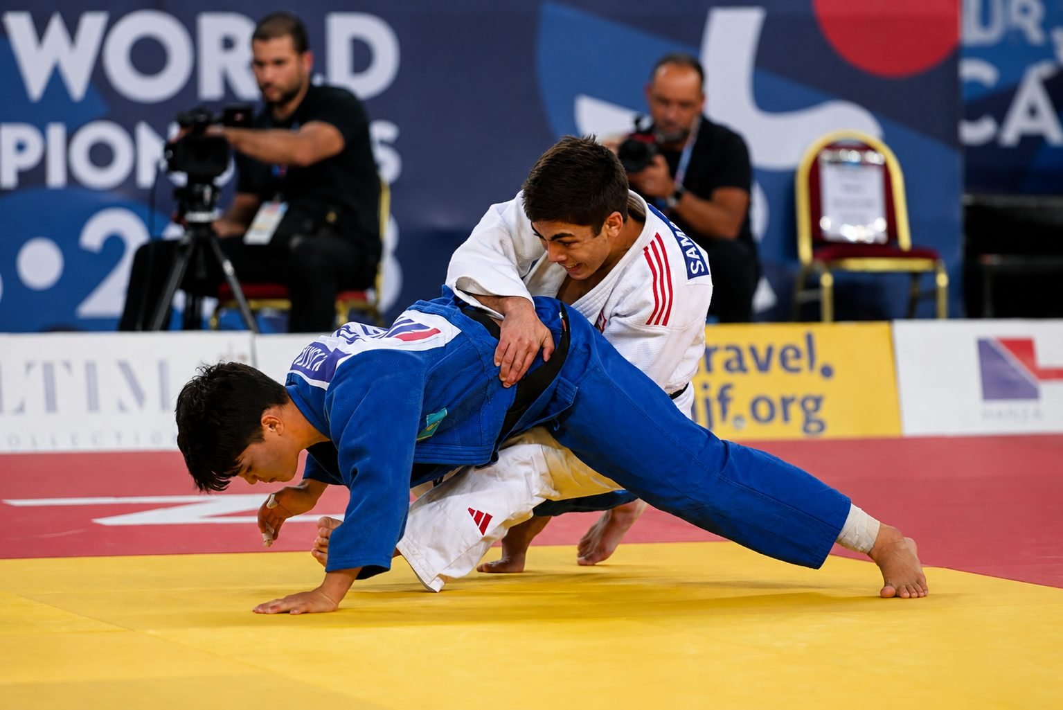 Kazakhstan’s Junior Judokas Shine with Nine-Medal Haul in Macau