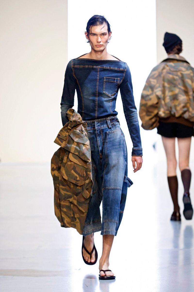Kazakh Model Erik Ilyin Leads Gucci’s Spring 2026 Vision Under Demna