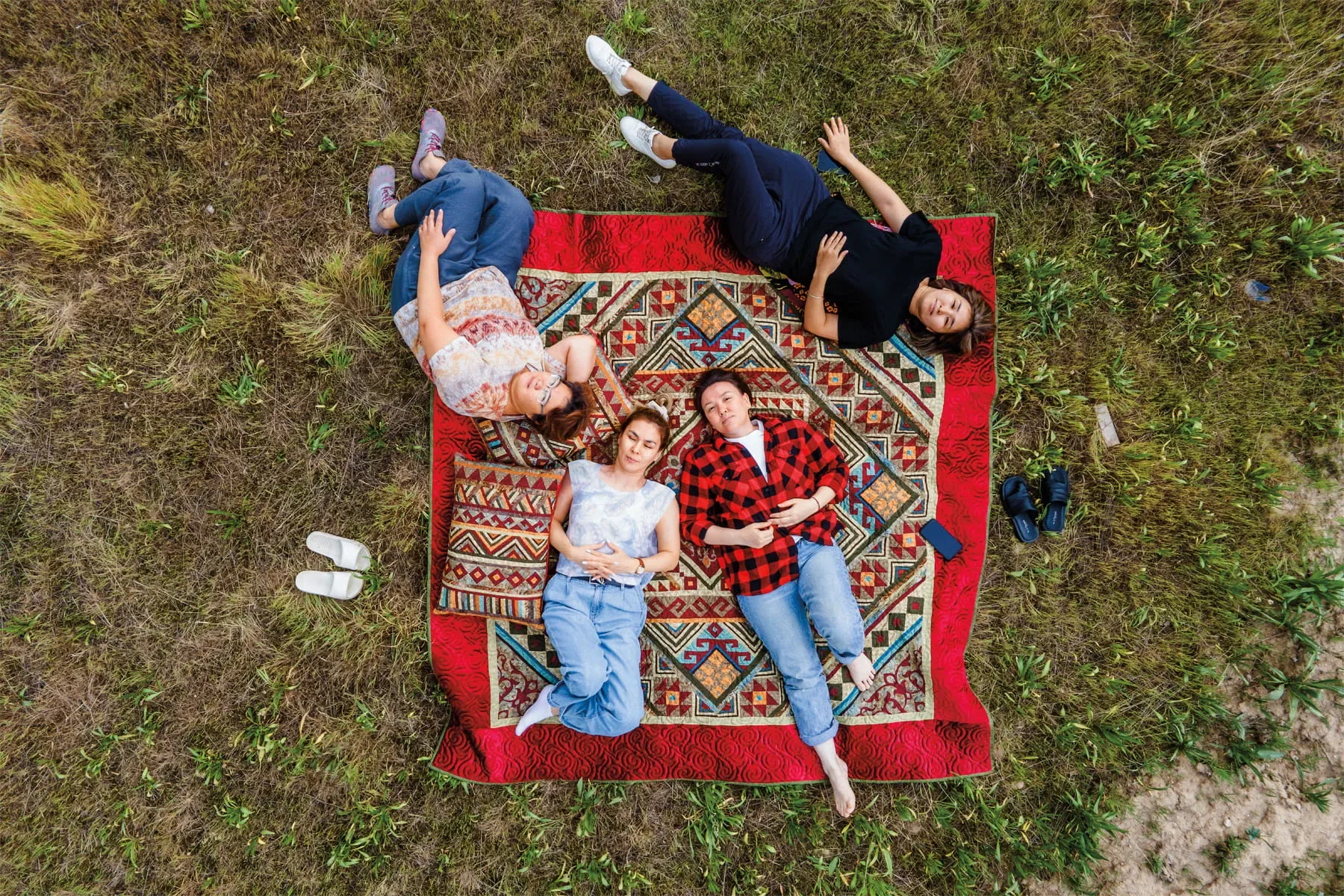 Crafting Identity: The Living Tradition of Kazakh Patchwork Quilts