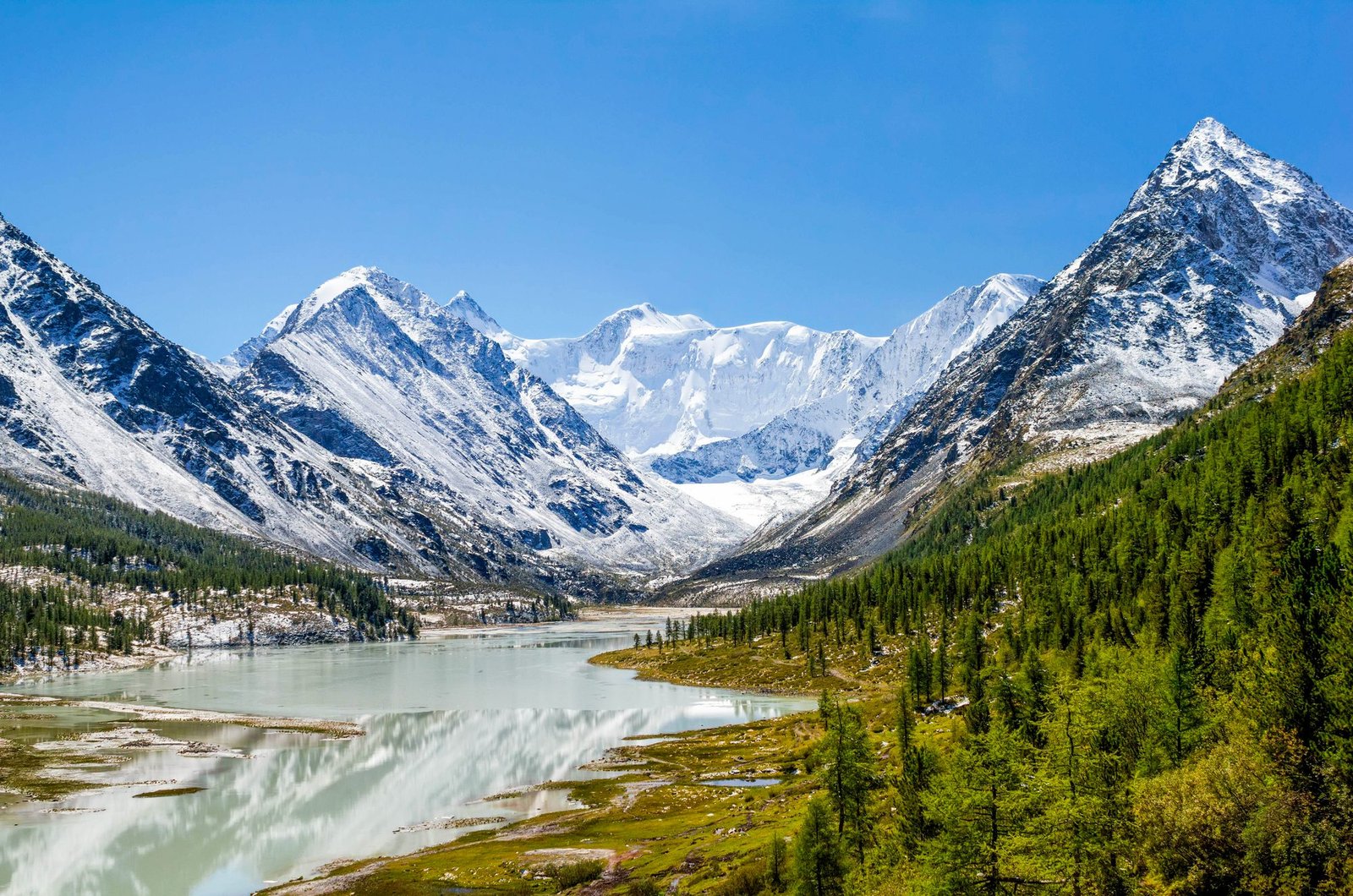Exploring Kazakhstan’s Natural & Historical Treasures