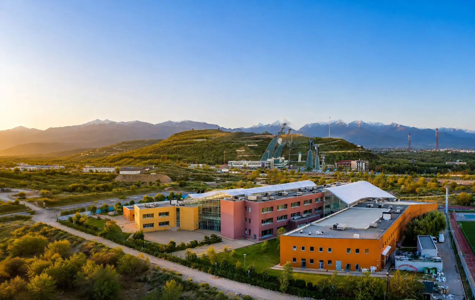 Haileybury Almaty