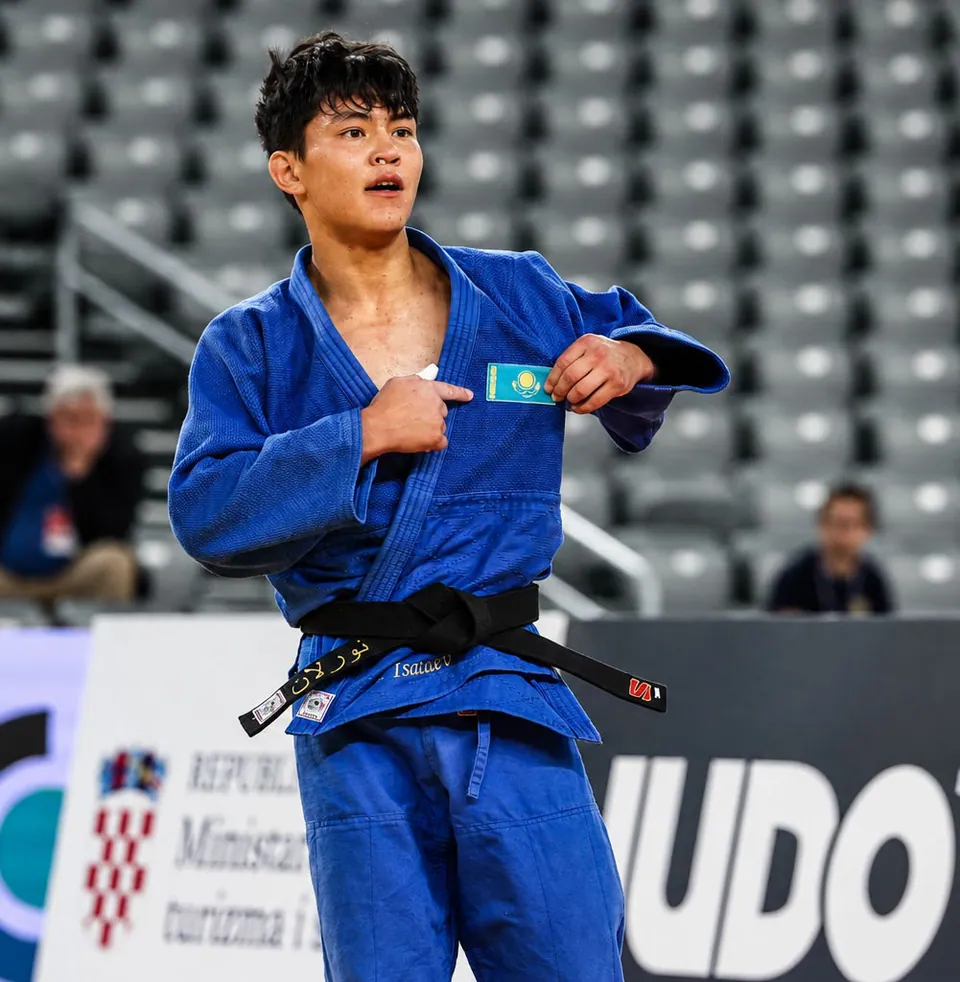 Nine Medals in Macau